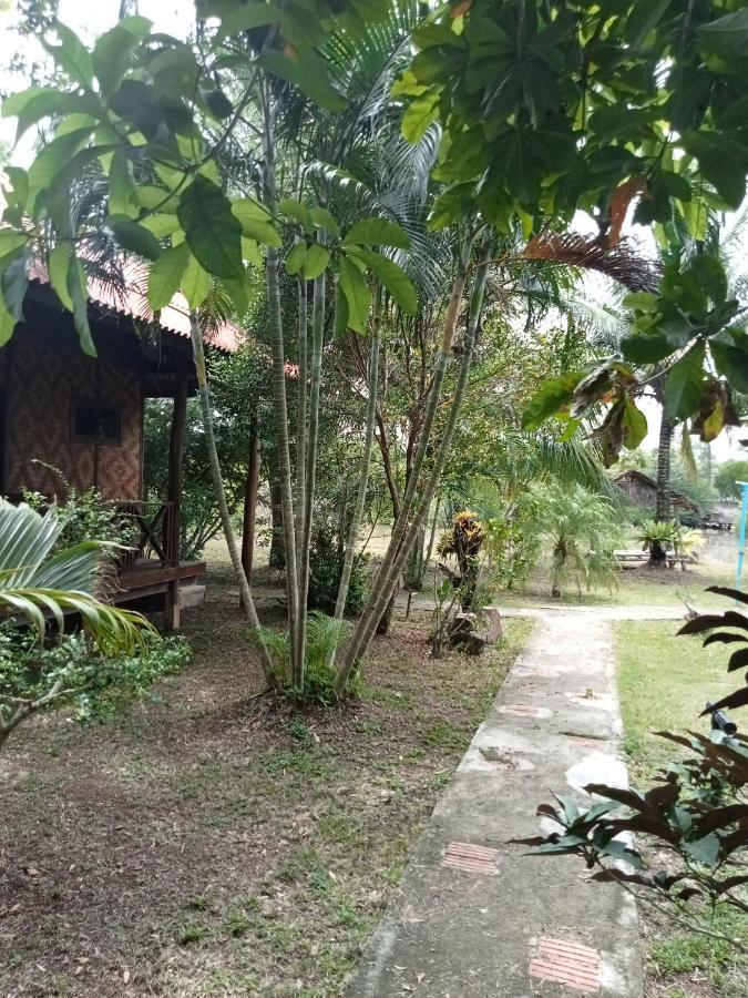 Ban Ban Bangalow Koh Jum Luaran gambar