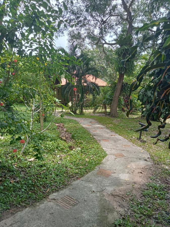 Ban Ban Bangalow Koh Jum Luaran gambar