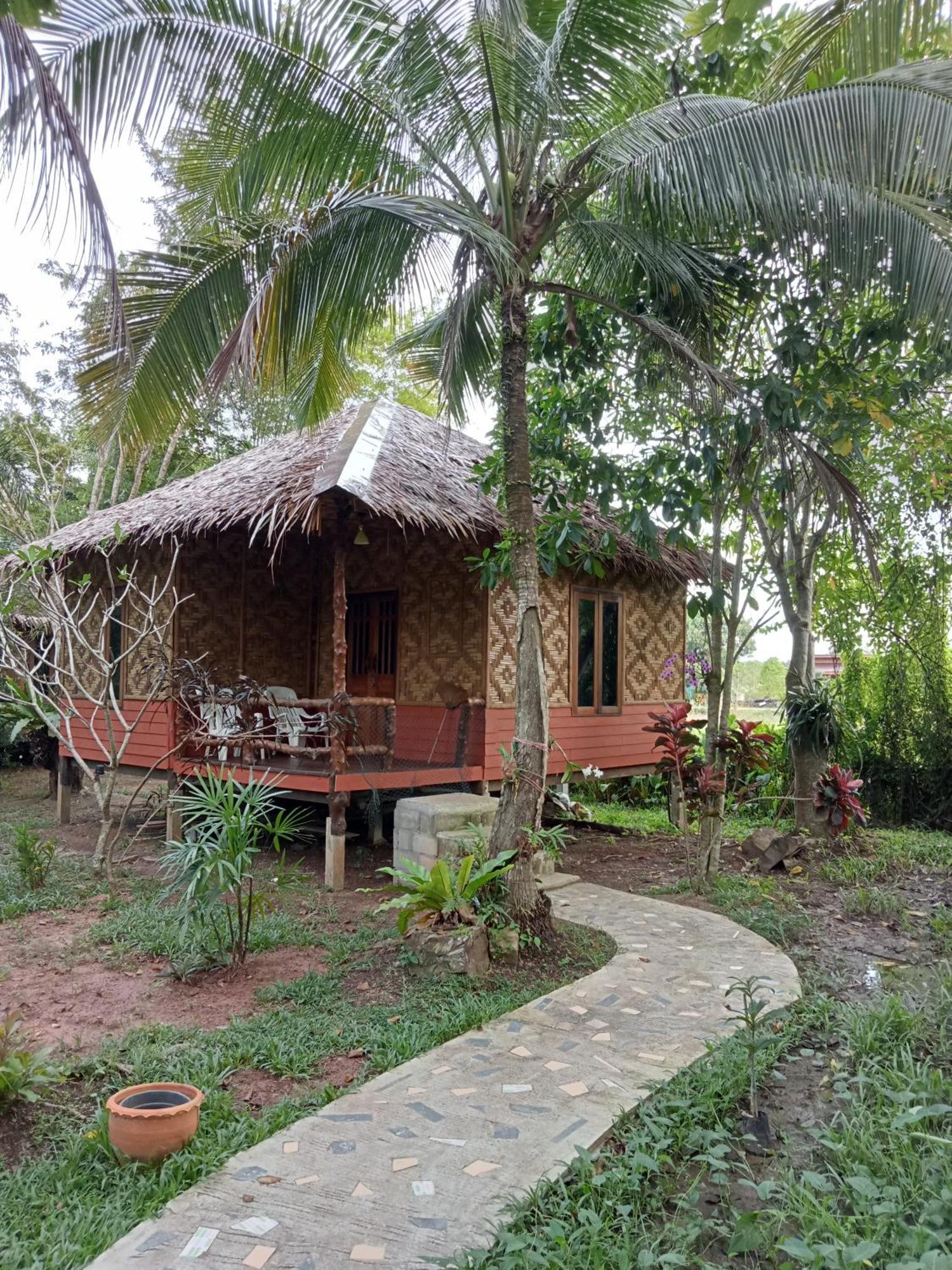 Ban Ban Bangalow Koh Jum Luaran gambar