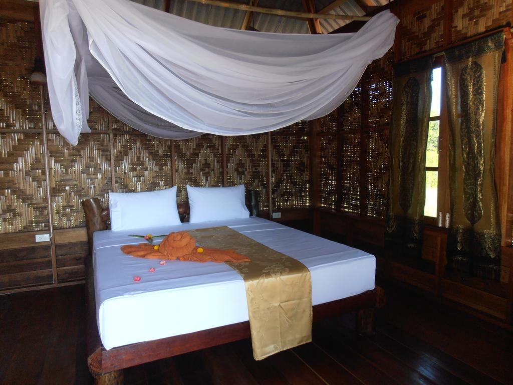 Ban Ban Bangalow Koh Jum Luaran gambar