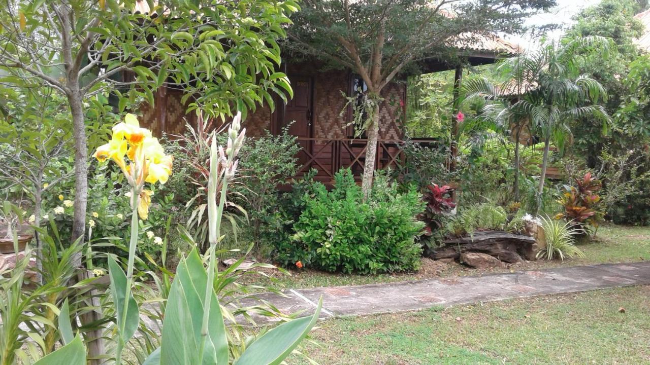 Ban Ban Bangalow Koh Jum Luaran gambar